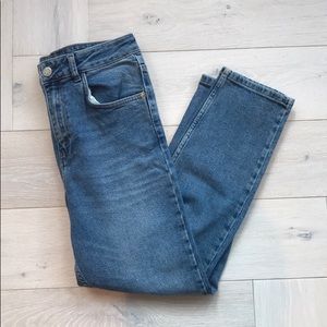 BDG Girlfriend Denim